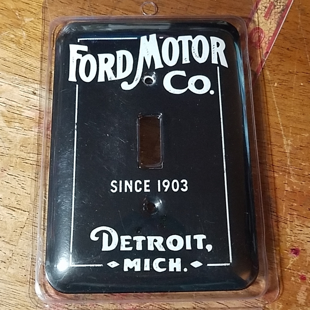Open Roads Ford Motor Company Single Light Plate
